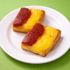 FACTURAS con crema pastelera y membrillo x unidad